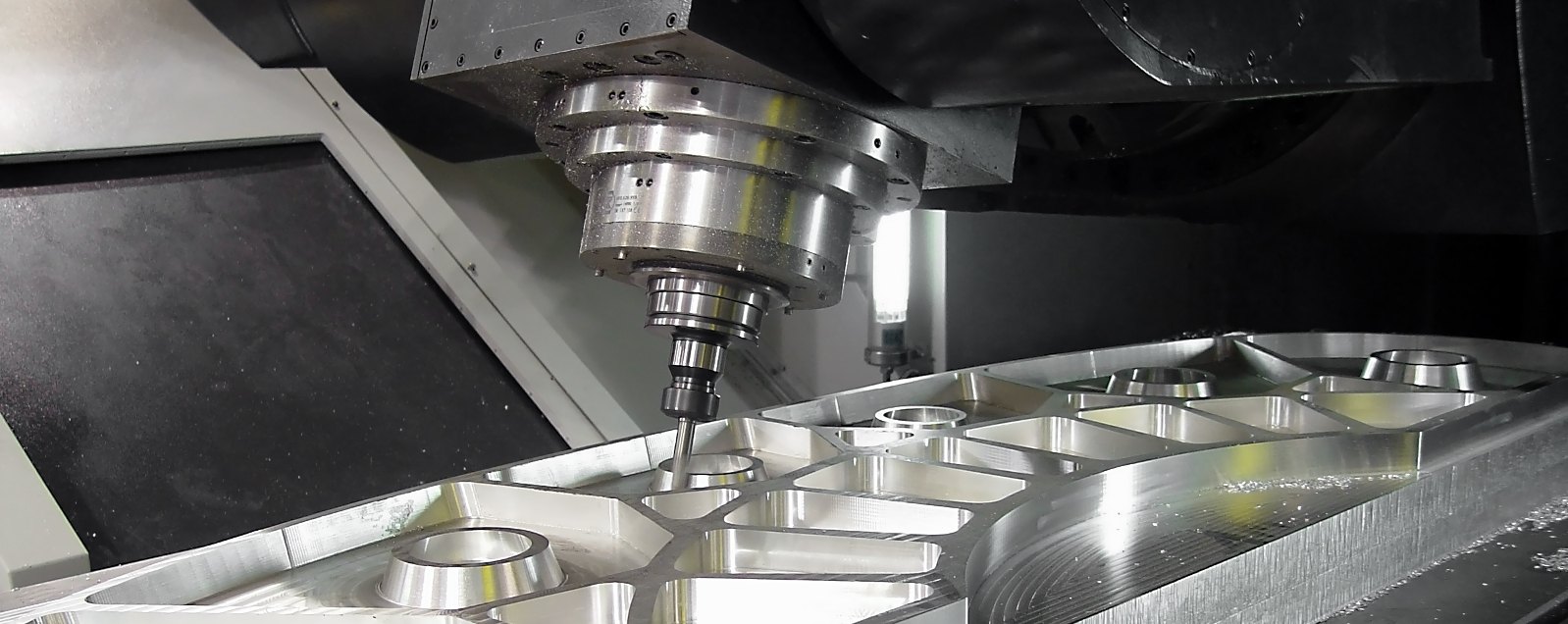 Machining with a TURCAR tool on a CNC machine